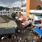 圖書館下的內街